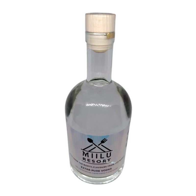 Custom label bottle - own logo & text